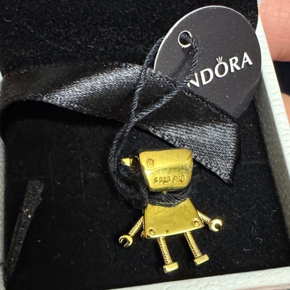 Pandora Gold Plated Bella Bot Charm with Bow Detail - Picture 4 of 6